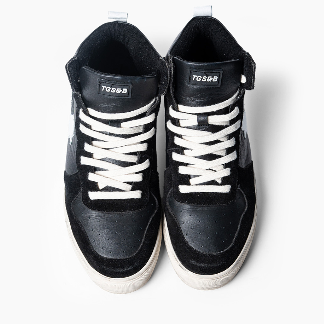 GORILLA / BLACK / WHITE